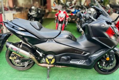 Click  On  Photo Bike For Check Price List -            Yamaha Tmax 560